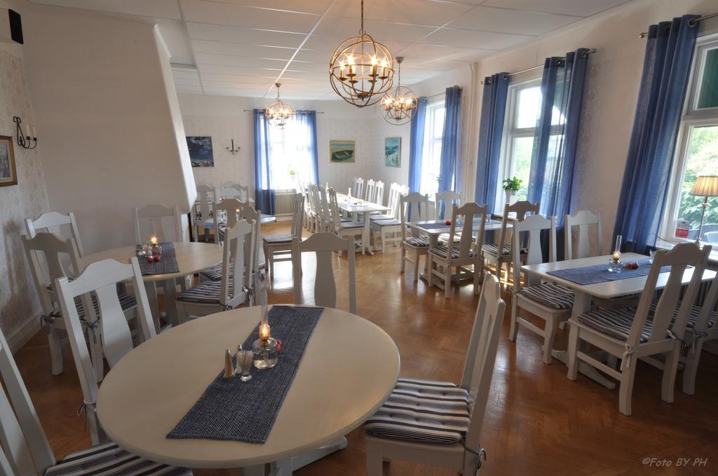 Pensionat Praestgarden Töreboda Dış mekan fotoğraf